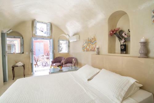 Villa Kastro Oia Houses