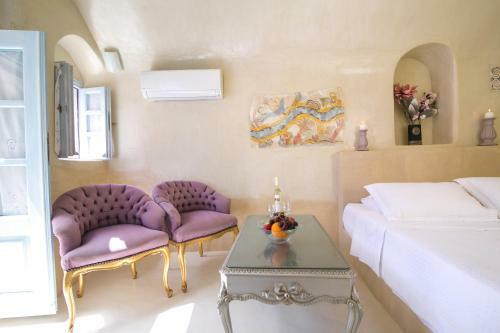 Villa Kastro Oia Houses