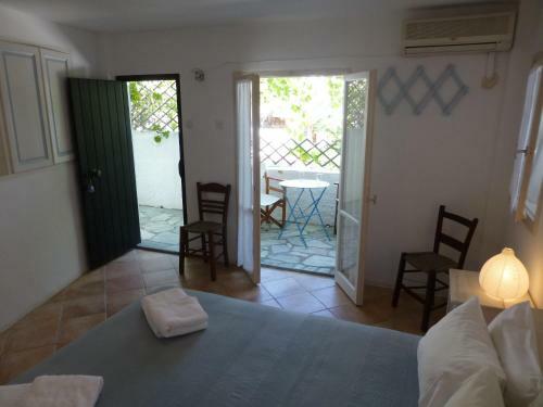 Agistri Club Hotel