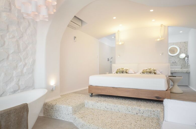 Hostal Cyano Suites