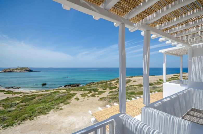 Hostal Cyano Suites