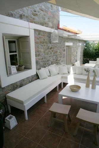 Hotel Oikies Small Elegant Houses