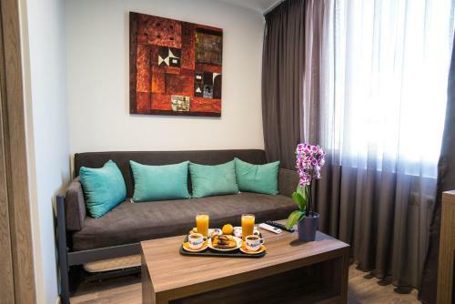 Argo Hotel Piraeus