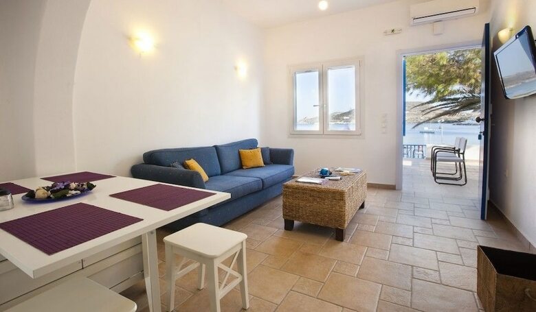 Heliotropio Studios & Apartments