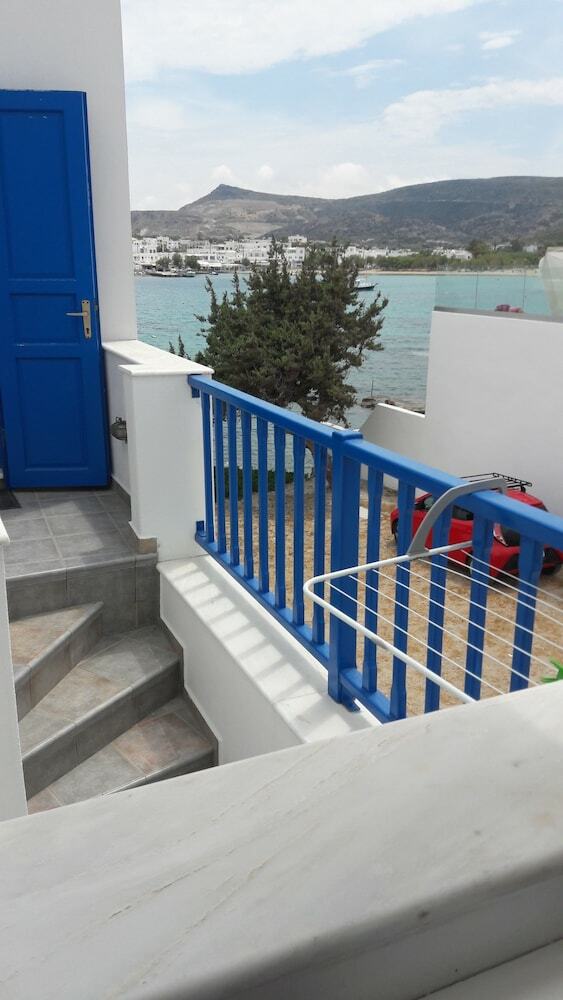 Heliotropio Studios & Apartments