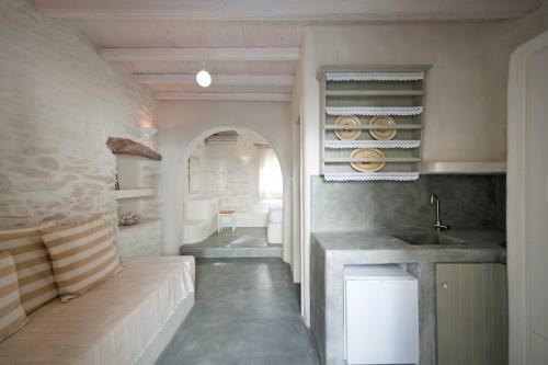 Yialos Ios Hotel
