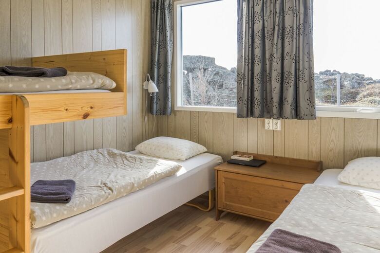 Hostal Vogar Travel Service