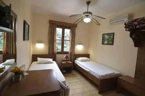 Hostal Mango Rooms
