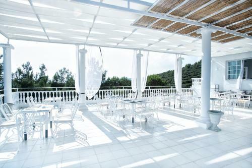 Hotel Bianco Olympico Beach Resort
