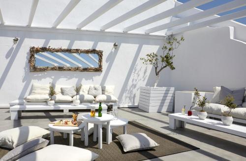 Hotel Petit Palace Suites
