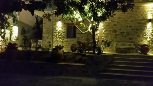 Antonios Hotel Apartments