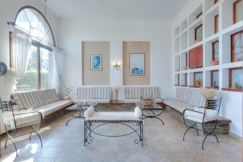 Hotel Acrotel Lily Ann Village