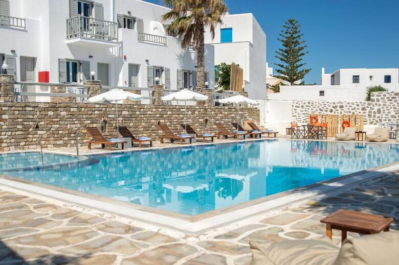 Summer Shades Hotel