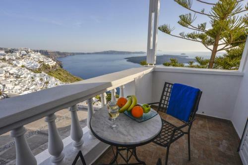 Villa Morfes House