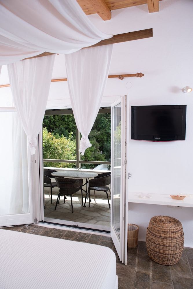 Aparthotel Skiathos Holidays