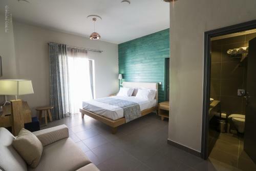Elia Agia Marina Hotel