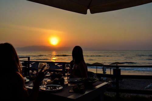 Elia Agia Marina Hotel