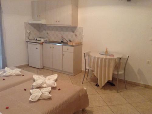 Hostal Nikoletta Rooms