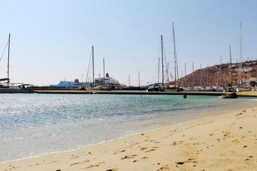 Boat Aiolis