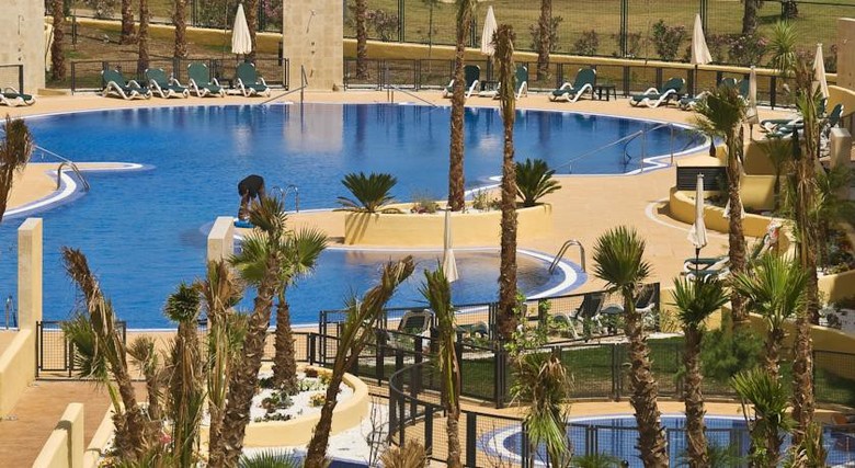 Apartamentos Serena Golf