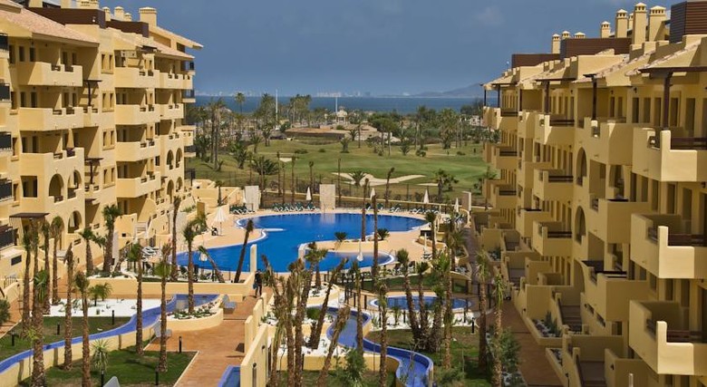 Apartamentos Serena Golf