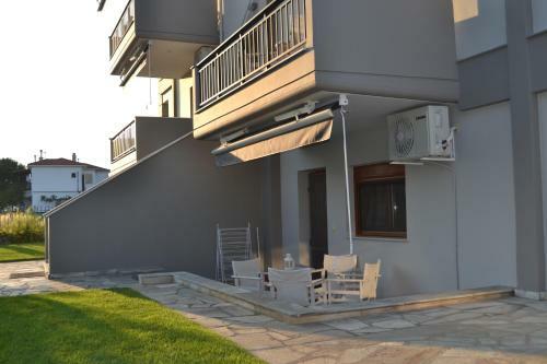 Grey House Apartments