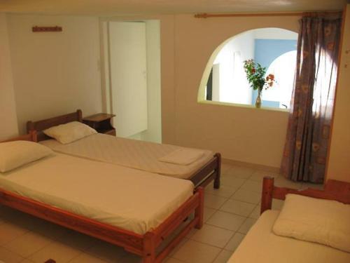 Hostal Vesuvio Chora
