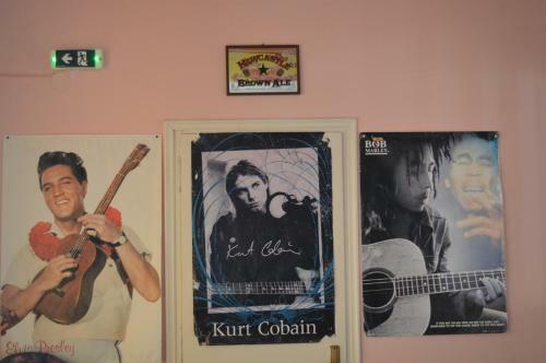 Hostal Billys Rooms