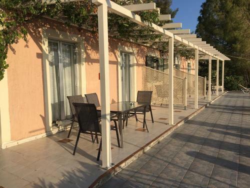 Despina Studios And Apartments