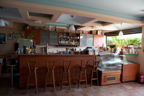 Hostal Dandidis Seaside Pension