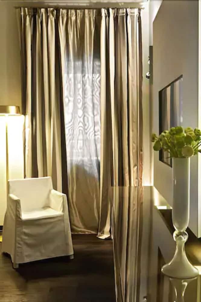 Hotel Romano House