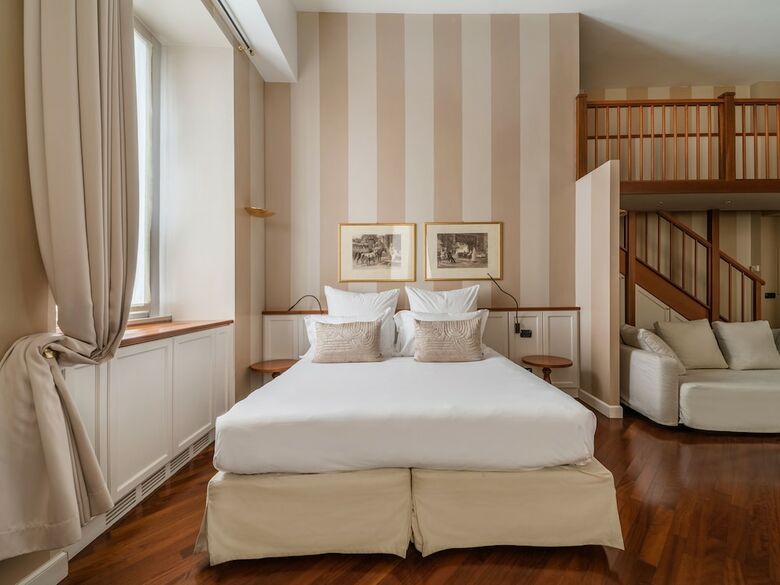 Hotel Camperio House Suites