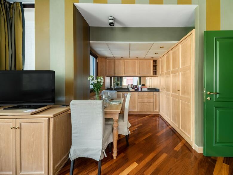 Hotel Camperio House Suites