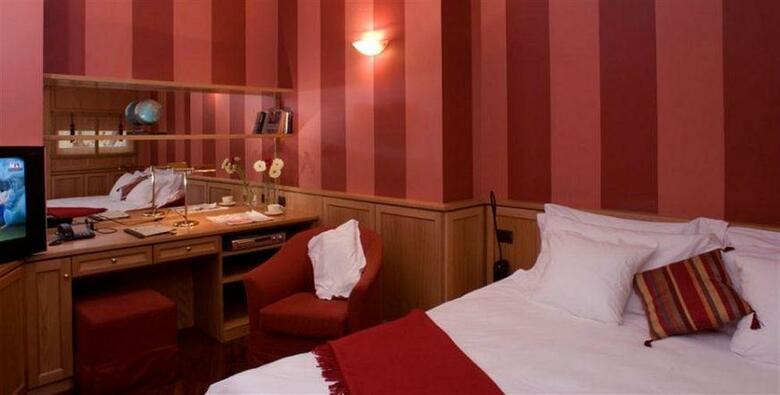 Hotel Camperio House Suites