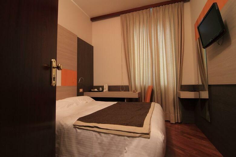 Hotel Metr�