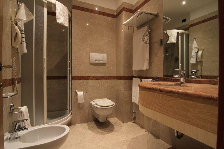 Hotel Metr�