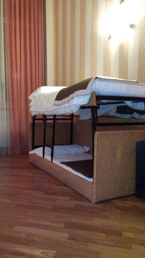 Hotel Metr�