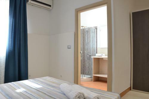 Hostal Affittacamere Torre Lapillo