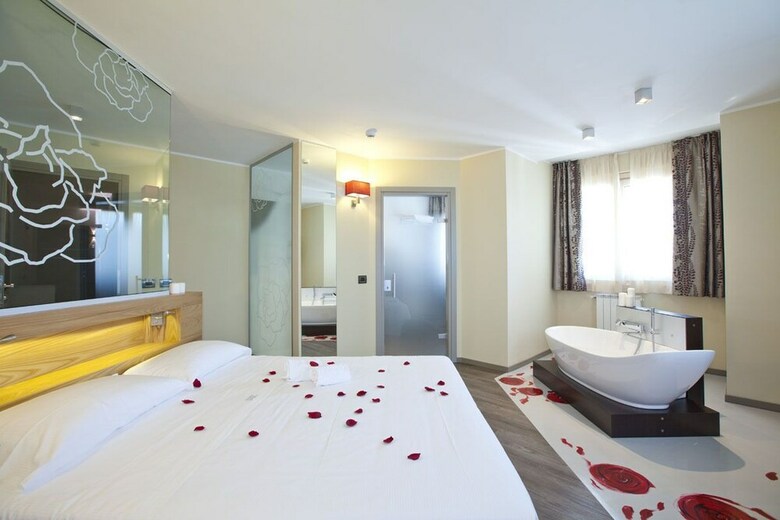 Harmony Suite Hotel