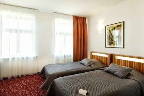 City Hotel Teater