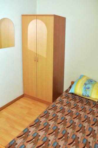 Happy Hostel