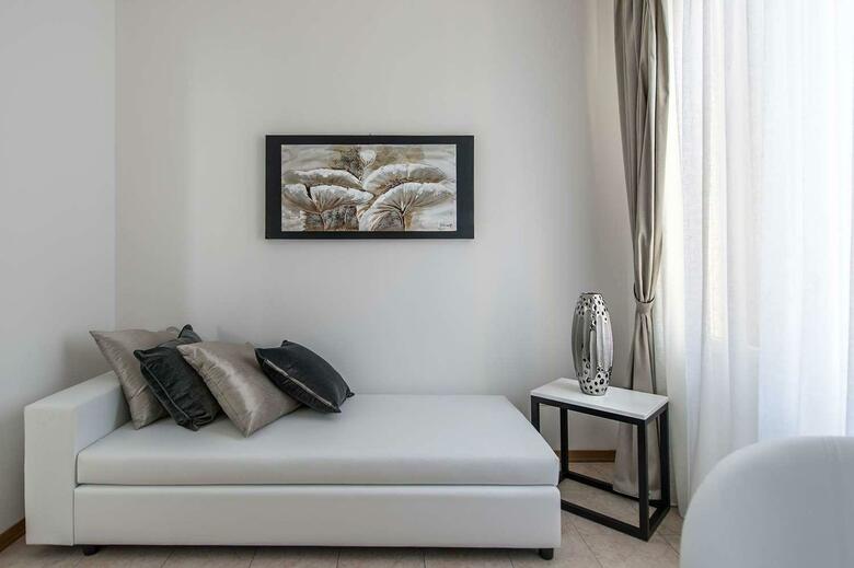 Artemisia Palace Hotel
