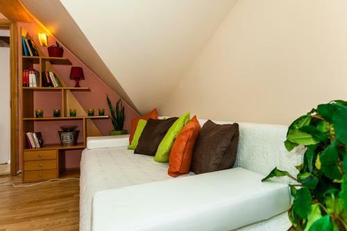 Didzioji Str Two-bedroom Apartment