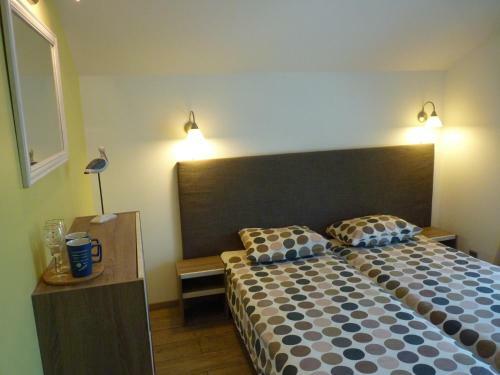 Hostal Simono Vila