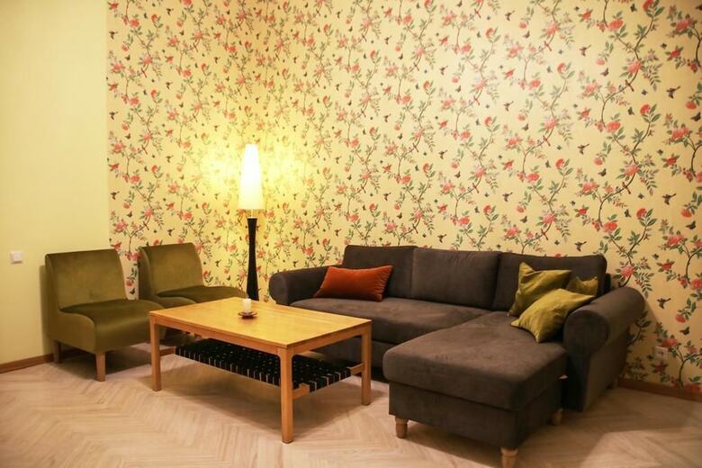 Great Apartment Near Town Hall