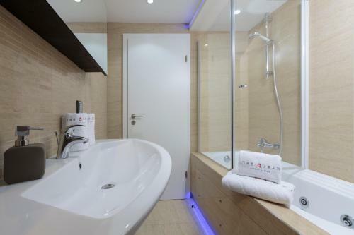 The Queen Luxury Apartments - Villa Gemma