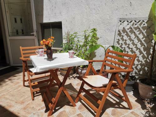 Hostal Kosta House