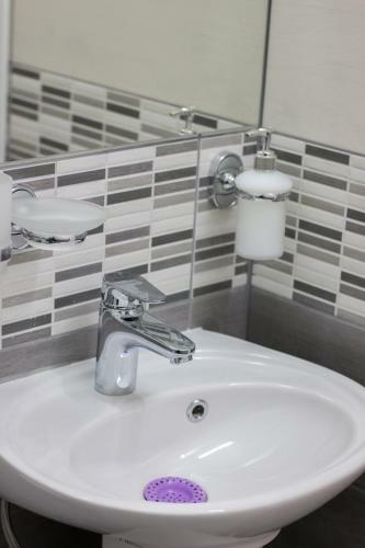 Hostal Aleksandra Guest House