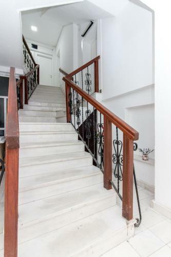 Hostal Aleksandra Guest House