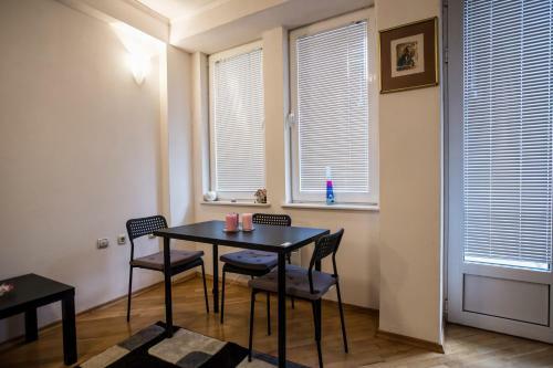 Apartment Tilevi